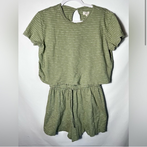 UpWest T-Shirt Romper - Picture 2 of 3